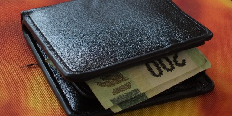 Kredyt obrotowy a płynność finansowa – jak monitorować, żeby firma nie miała problemów z gotówka